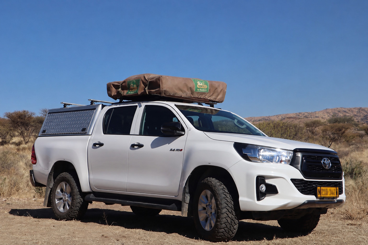 Toyota Hilux Double Cab 2.4 z kempingiem (1-2 osoby) - zdjęcie 2