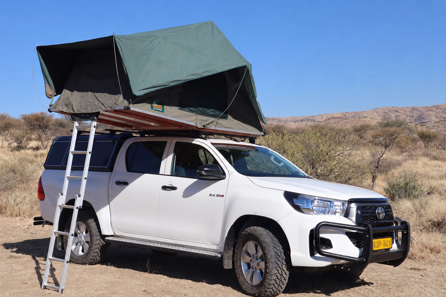 Toyota Hilux Double Cab 2.4 z kempingiem (1-2 osoby) - zdjęcie 3